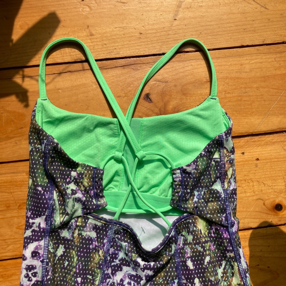 Lululemon Tank! - Picture 2 of 4